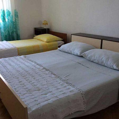 פוסטיר Apartments Sova מראה חיצוני תמונה