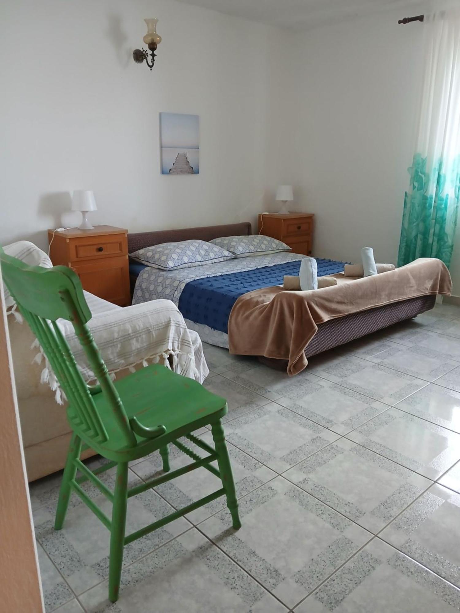 פוסטיר Apartments Sova מראה חיצוני תמונה